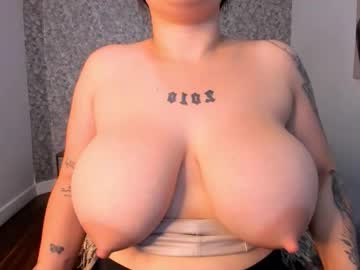 bigbigbreast
