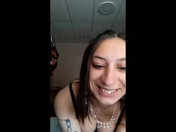 sweetnpetitehay